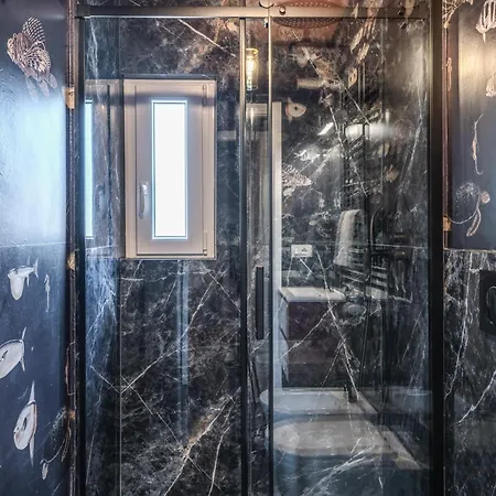 Downtown Srl - Cinque Terre Swing Апартаменты Специя